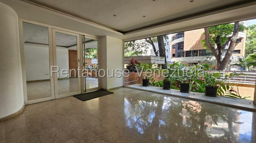 Apartamento Remodelado En Alquiler El Rosal De 73,26 Mtrs2 Pd