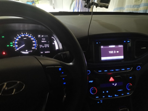 Imagen 10 de 10 de Hyundai Ioniq Hybrid Nacional