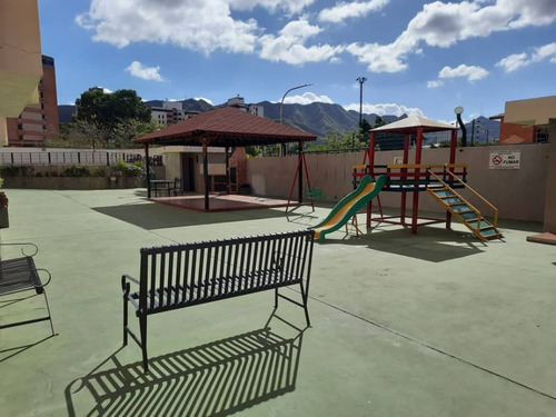 Imagen 19 de 19 de Fernando Guerrero Vende Apartamento En Tazajal Res Araguaney Suites
