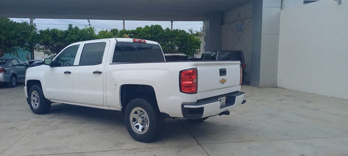 Chevrolet Silverado 5.4 2500 Doble Cabina Ls 4x2 At
