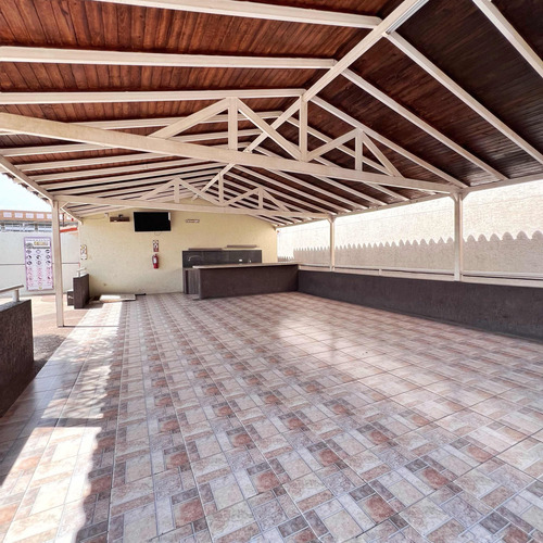 Amplio Townhouse De 3 Niveles En Residencias La Romanza