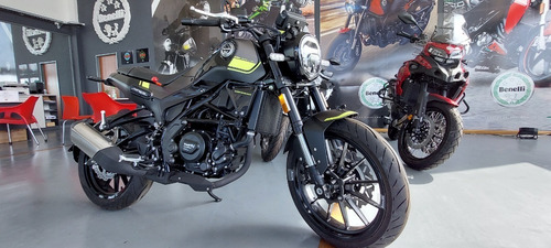 Imagen 2 de 16 de Benelli Leoncino 250 , No Husqvarna Bajaj Yamaha Fz25