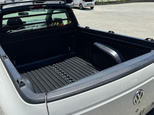 Volkswagen Saveiro 1.6 Robust Cab. Simples Total Flex 2p marchas
