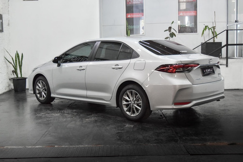 Imagen 2 de 11 de Toyota Corolla 2.0 Xli Mt 2022 Nafta Color Gris 0 Km!!