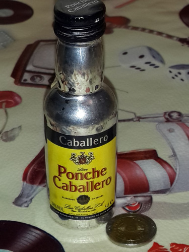 Botellita Miniatura Licor Ponche Caballero 50 Cc España