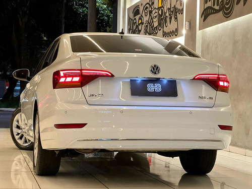 Imagem 14 de 15 de Jetta 1.4 Tsi 250 Comfortiline Flex 2019 49.000km Com Couro