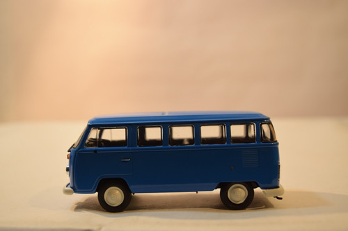 Vw Kombi T2 Azul Ixo 1/43 Sin Caja