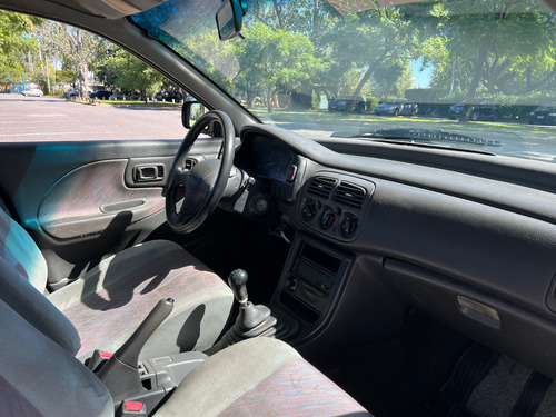 Subaru Impreza Gl1.6 - No Permuto!