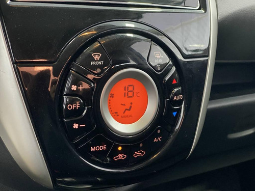 Nissan Versa 1.6 Unique Cvt