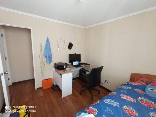 Departamento Av. Cuatro Poniete/glorias Navales