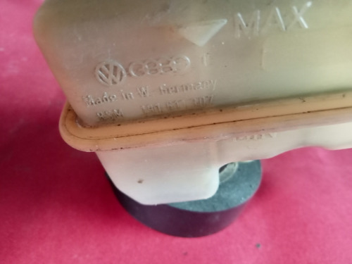 Deposito De Líquido De Frenos Jetta A2 Golf 87 A 92 Original (Usado)