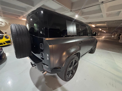 Land Rover Defender Carpathian Edition 2024