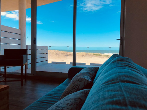 Imagen 8 de 19 de Pinamar. North Beach. Pueblo De Playa
