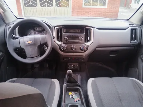 Chevrolet Colorado Ls Modelo 2022 2800cm3 4x4 2 Dueño.