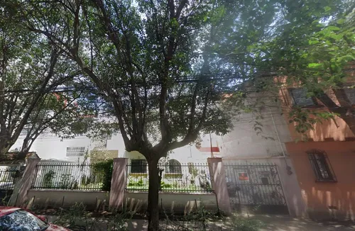 Casa En La Nápoles