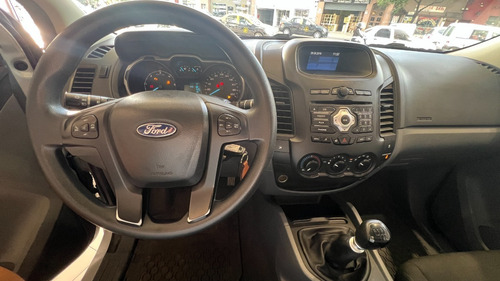 Imagen 18 de 19 de Ford Ranger 3.2 Xls 4x4 Manual D/c 2019