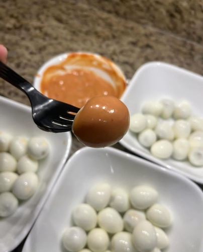Huevos De Codorniz