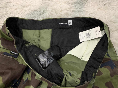 Short Bermudas Volcom (talla 36) 100% Original Hombre Camo