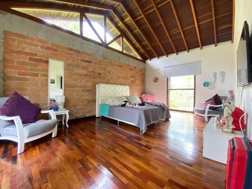 Casa En Venta En Las Brisas. Cod V10099