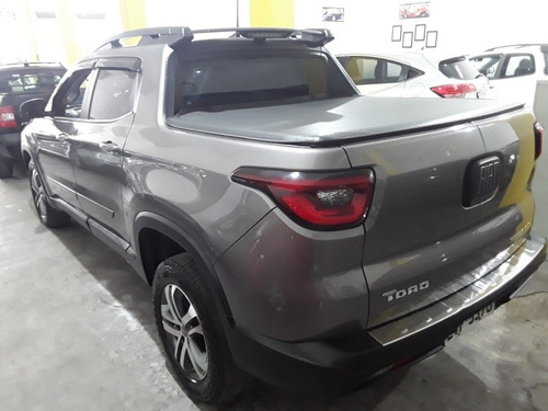 Imagem 4 de 7 de Fiat Toro 2019 2.0 Freedom 4x4 Aut. 4p