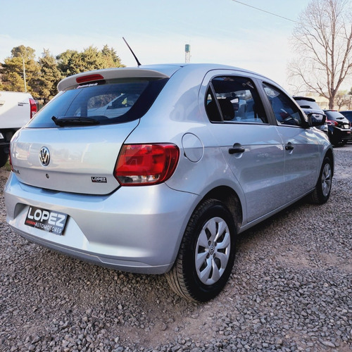 Imagen 9 de 11 de Volkswagen Gol Trend 1.6 Pack I C/gnc Modelo 2015
