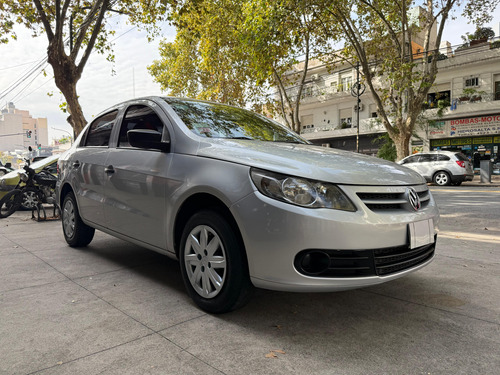 Volkswagen Voyage 1.6 Comfortline 101cv