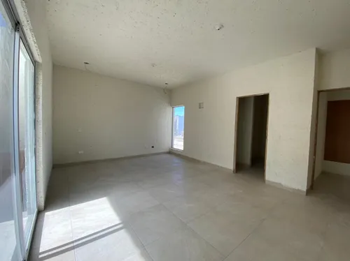 Casa En Venta Cumbres Santoral