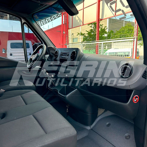 Mercedes-Benz Sprinter 2.2 CDI DIESEL FURGÃO 416 TA LONGO MANUAL