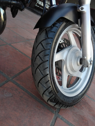 Imagen 12 de 15 de Honda Vf 750 Magna Di Buono Automotores