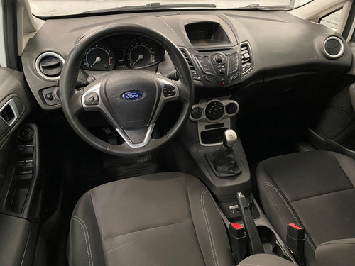 Imagen 9 de 18 de Ford Fiesta 1.6 5p Se (kd) 2017