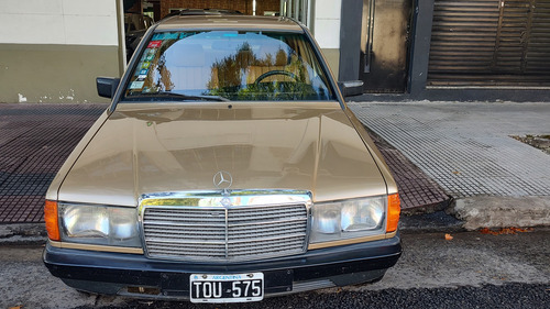 Mercedes Benz 190 E Automático 1084