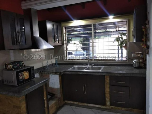 Imagen 8 de 14 de Gustavo Zavala Rentahouse 22-7933