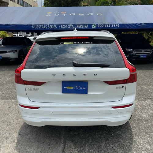 Volvo XC60 2.0 T8 Awd Inscription Hibrido