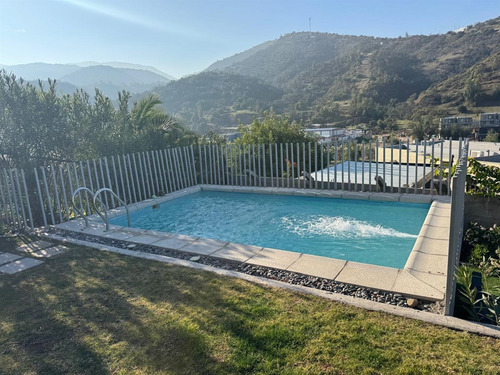 Luminosa Casa En Condominio Los Litres Venta