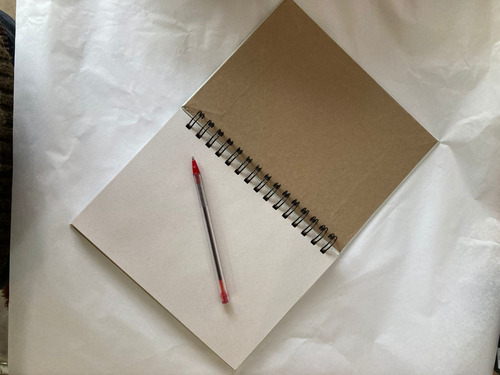 Imagen 3 de 3 de Cuaderno Grande 22cm X 15cm 80 Hojas Tapa Azul