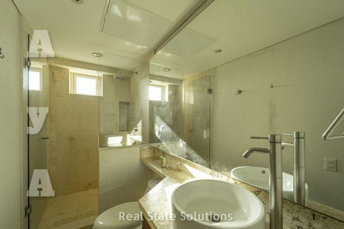 Imagen 17 de 30 de Departamento Penthouse, Venta/renta, Amueblado 5 Recámaras, Doble Altura, Sala Tv, Puerto Cancún