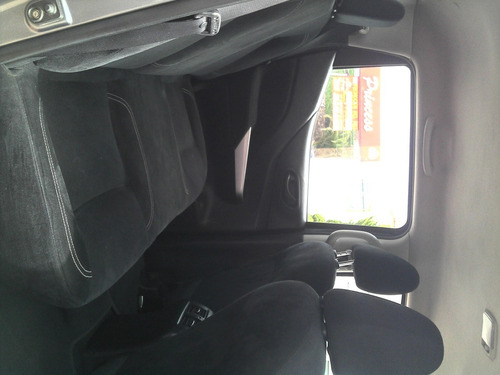 Imagen 11 de 14 de Nissan Frontier Xe 2016 Dob/cab Tela 2.5 Eng $ 69,600