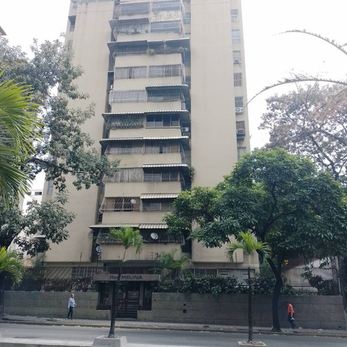 Best House Vende Excelente Apartamento En La Urbina, Caracas