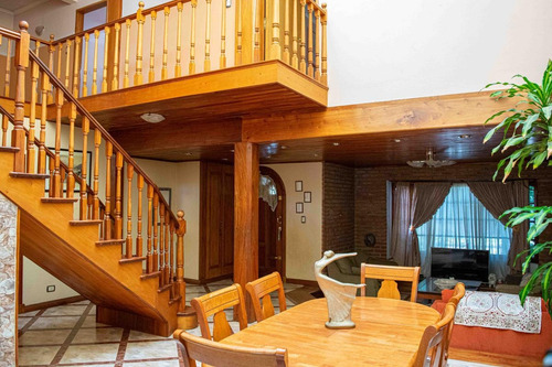 Imagen 6 de 25 de Casa - Mart.-fleming/panam.