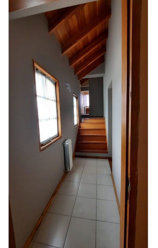 Imagen 25 de 30 de Chalet De Categoría Con Vistas Panorámicas - Viila Carlos Paz