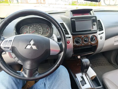 Mitsubishi Nativa 3.0l