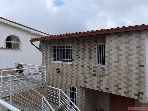 Venta De Casa En Colinas De Carrizal Estado Miranda Rz