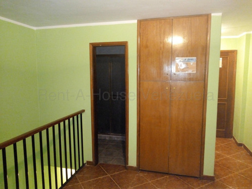 Majestuoso Hotel En Venta Mls 24-24068 Macuto