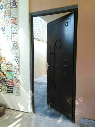 Venta De Cómoda Casa De Un Piso En Baspul