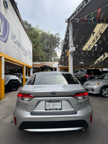 Toyota Corolla 1.8 Hybrid At
