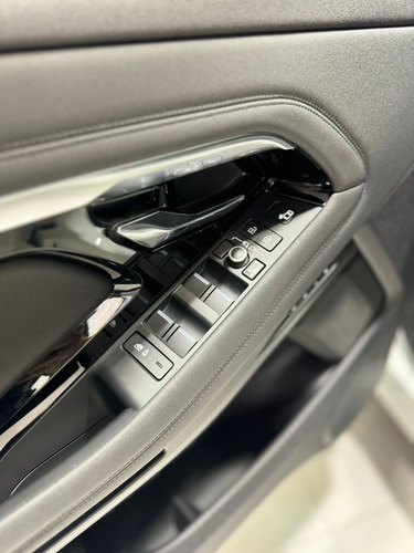 Land Rover Evoque 2.0 R-dynamic Se Si4 Flex (p250) 5p 9 marchas