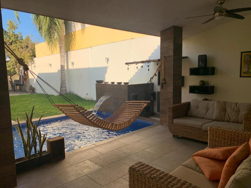 Casa En Venta En Residencial Los Fresnos