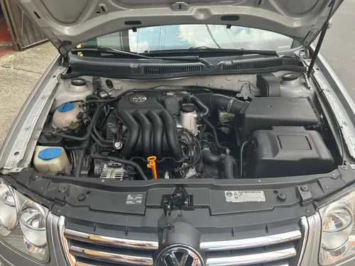 Volkswagen Jetta V 1.8 Comfortline