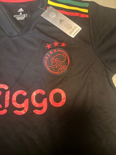 Camiseta De Futbol Del Ajax,talle M (Usado)