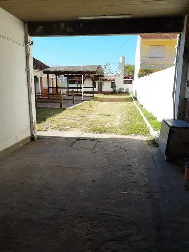 Imagen 2 de 13 de Departamento 3 Amb 1er Piso Al Frente - Calle 3 - Mar Del Tuyu